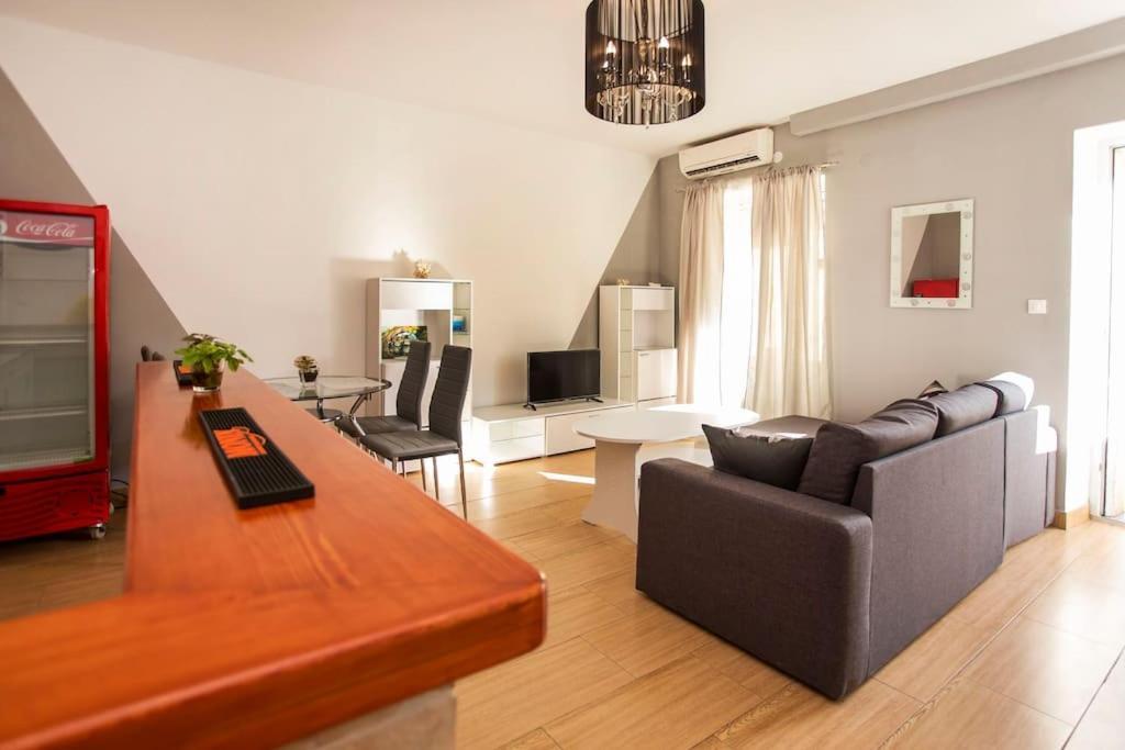 Апартаменты Apartman Den,Rovinj Oaza U Centru Grada I Besplatnim Parkingom Экстерьер фото